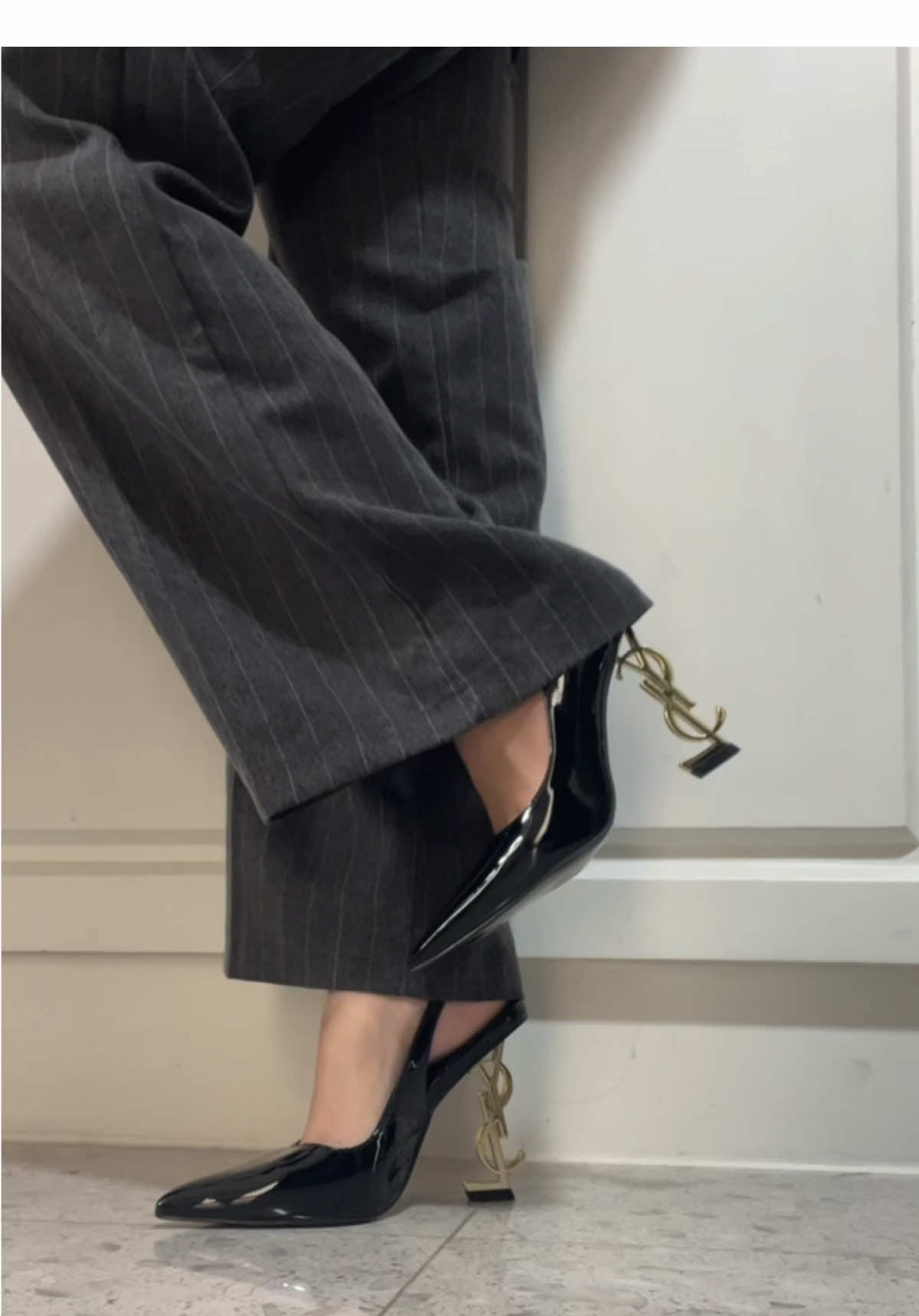 2បែប YSL💋 instock #ysl#yvessaintlaurent#yslheels#2shoppie#fyp#khmertiktok#xcyzba 
