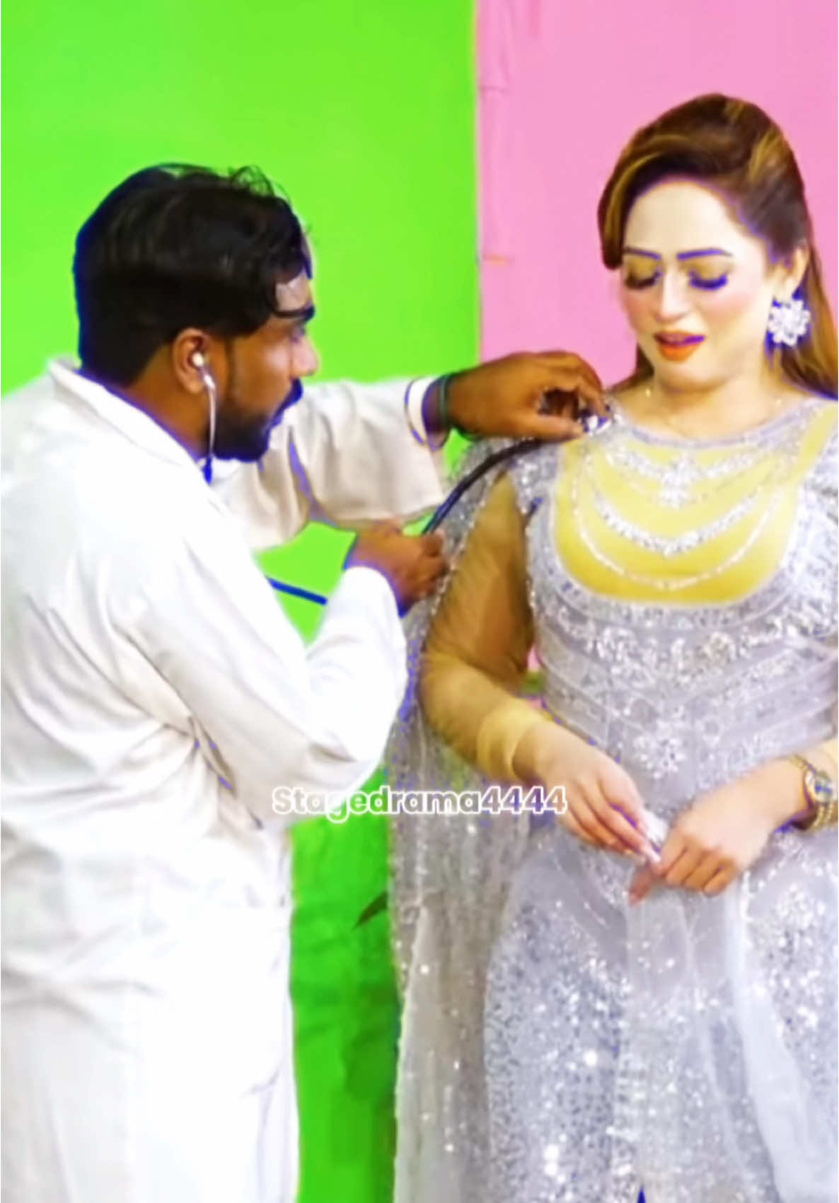 Part 324 || Stage drama funny clip 😂 #stagedrama4444 #stagedramapakistan #stagedramacomedy #stagedramaclips #stagedramas #punjabistagedrama #punjabicomedy #newstagedrama #funnyclips #funnyvideos #foryoupage 