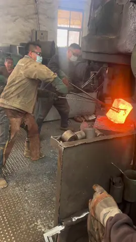 Make in China The Fascinating Journey from Raw Iron to Rolled Bearings #bearings #machine #factory #process #stamping #forming #manufacturer #producer #technology #industrial