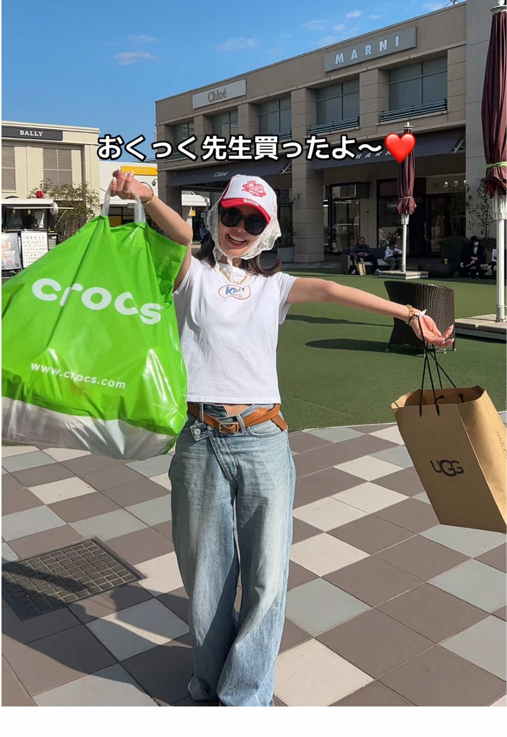 平日のアウトレット最高ootd❤️🪽こんな空いてるアウトレット初めてwww可愛いcrocs早く見せたいwww#今日のコーデ #コーデ紹介 #春コーデ #アウトレット購入品 