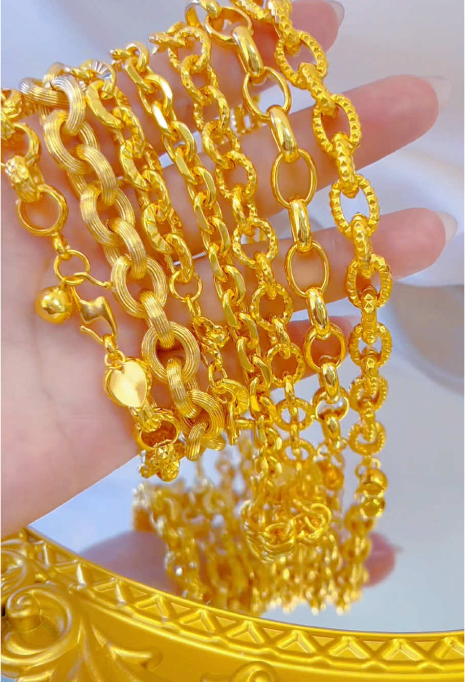 Tidak berubah rupa selama 7 hari,pakai satu setiap hari dan ia berbeza pada setiap hari.Inilah kebahagiaan wanita!🥰🥰😍 #gelang #gelangemas #gelangtitanium #fashionjewelry #malaysiatiktok #temperament #gelangtangan #jasenornament #cincin #kalung #jewelry #fyp #foryou @TikTok Malaysia @tiktokshop_my