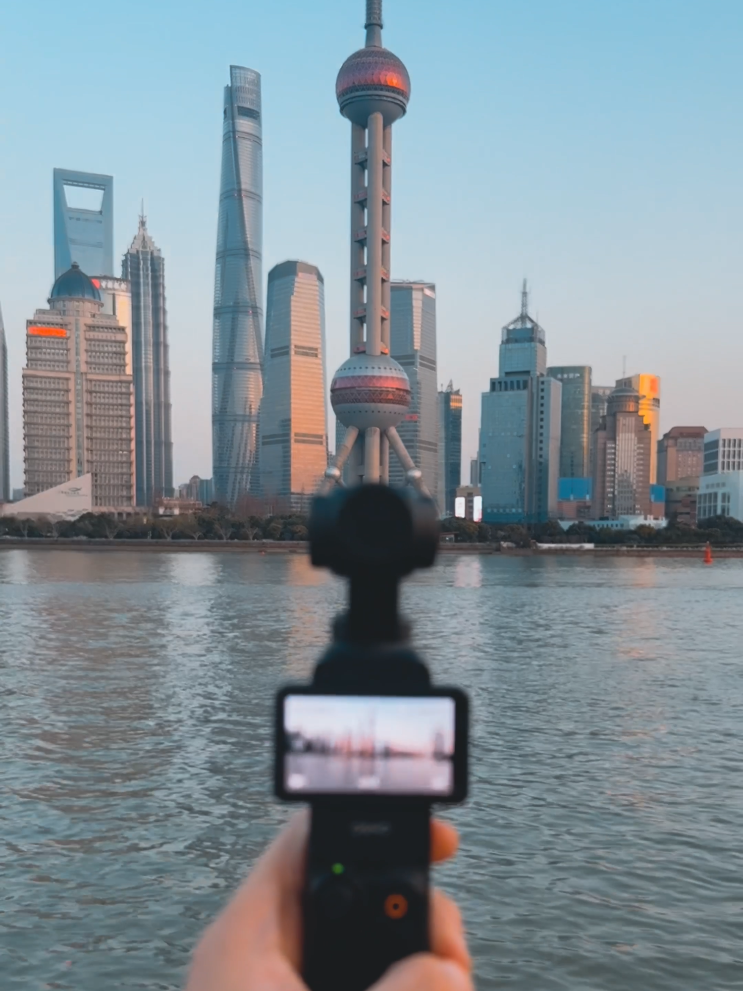 Capture the heartbeat of the city with Osmo Pocket 3! 🏙️✨ Transform skyscrapers into cinematic dreams and share your urban tales. Let each shot be a story worth telling! #OsmoPocket3 #CityScapes #UrbanAdventures #djiosmo #photography