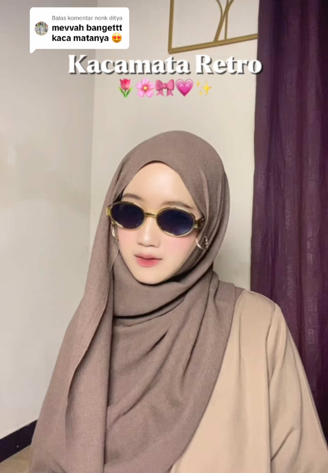 Membalas @nenk ditya mana kece abis klo dipake😭 luvvv deh🥰  #ootdhijabstyle #hijabstyle #stylehijab #kacamataoval #kacamataretro #kacamatahitam #kacamata 