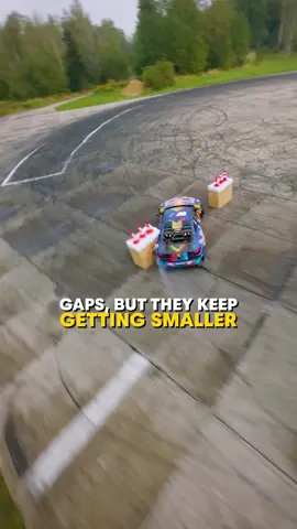 Please mind the gap ✨ #drifting