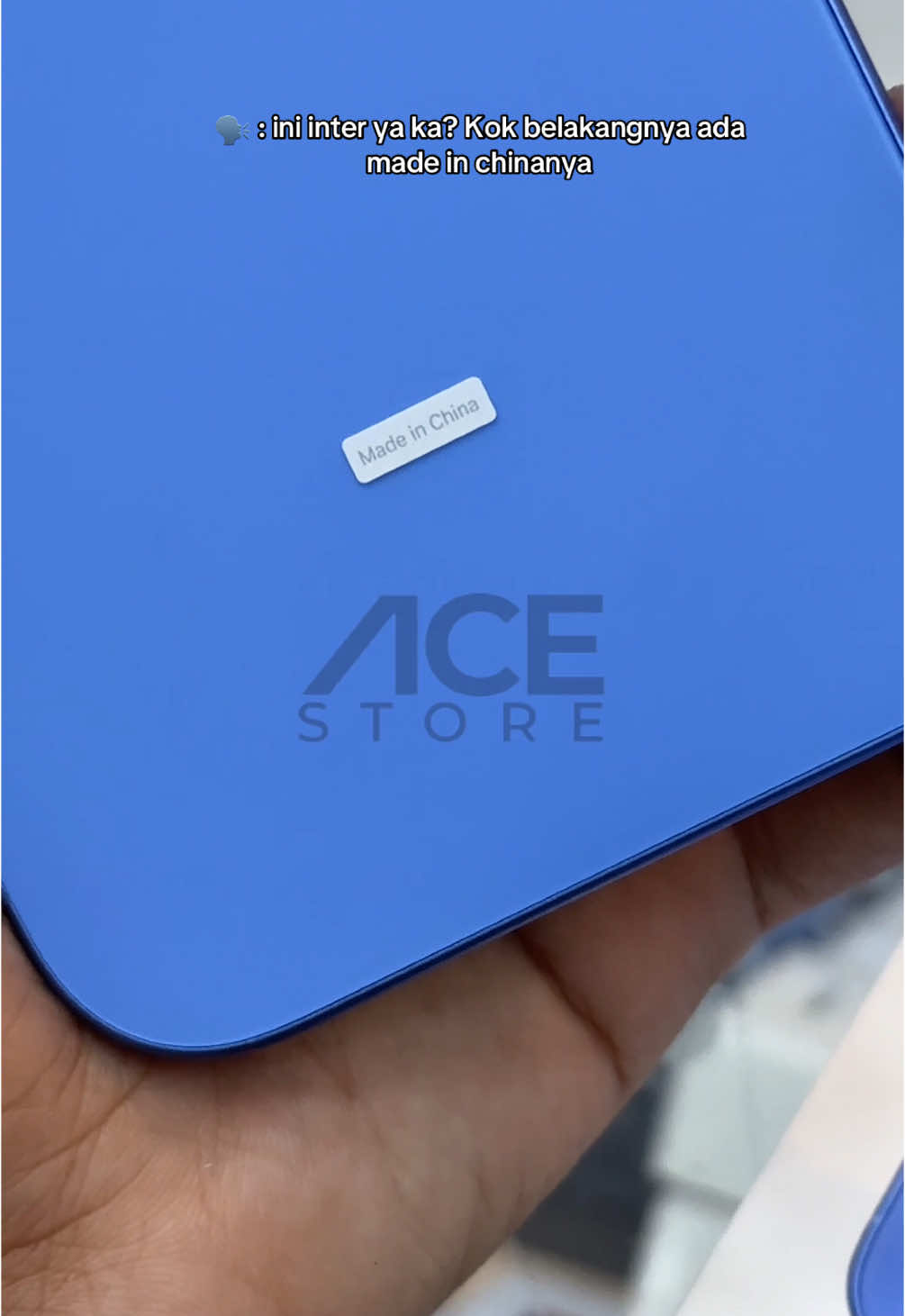 Bukan palsu ya guys, Apple memang merancang iPhone di California, Amerika Serikat, tapiii untuk perancangan dilakukan di China oleh Rekanan Apple seperti Foxconn ya guyss🤗 #tangerang #tangcitymall #tangcitymalltangerang #kredithpmurah #iphone16 #kredittanpakartukredit #asmgadget #fypシ 