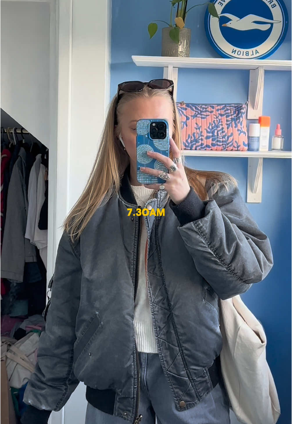 my first go at a proper timestamped day in the life !🩷 hope you enjoy, this was so fun to make :) for context i work in email marketing for a fashion brand xx #twenties #fashion #Vlog #timestamped #corporate #dayinmylife #fashiongraduate #londonvlog #ditl #timestampvlog 