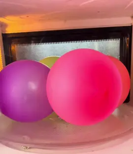 Microwave VS Balloon 🎈🥰🫣🤘What's next?#experiment #microwave #balloon #pink #ball #Colors 