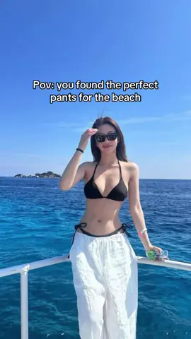 White Pants Recommendation for Beach Outfits ✨ #beachphotoshoot #bikinioutfit #beachoutfit #OOTD #pantsrecommendation #pantsforwomen #whitepantsforbeach #whitepants 