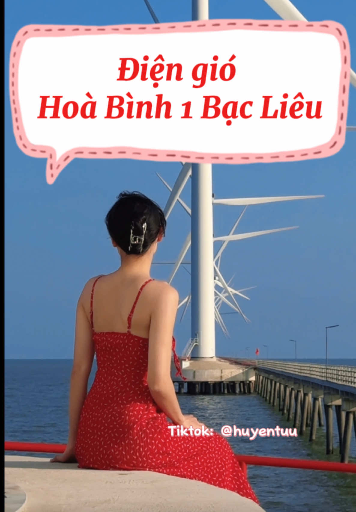 Những trụ điện gió cao 180m, những cây cầu dẫn ra biển dài 11km, những lá cờ đỏ sao vàng của Việt Nam mình bay phấp phới đẹp tuyệt vời… bạn nhớ ghé để tận mắt chứng kiến cảnh đẹp này ở công trình điện gió Hoà Bình 1, Bạc Liêu nha 🇻🇳 #mahuyentu #huyentu #yeu #dulich #mientay #baclieu #Love #travel #hoabinh #diengiohoabinh1 #diengio #bien #bienbaclieu #biendep #dulichbaclieu #soctrang #camau #dulichbien #điệngióbạcliêu #mientay #dulichmientay #thamquan 