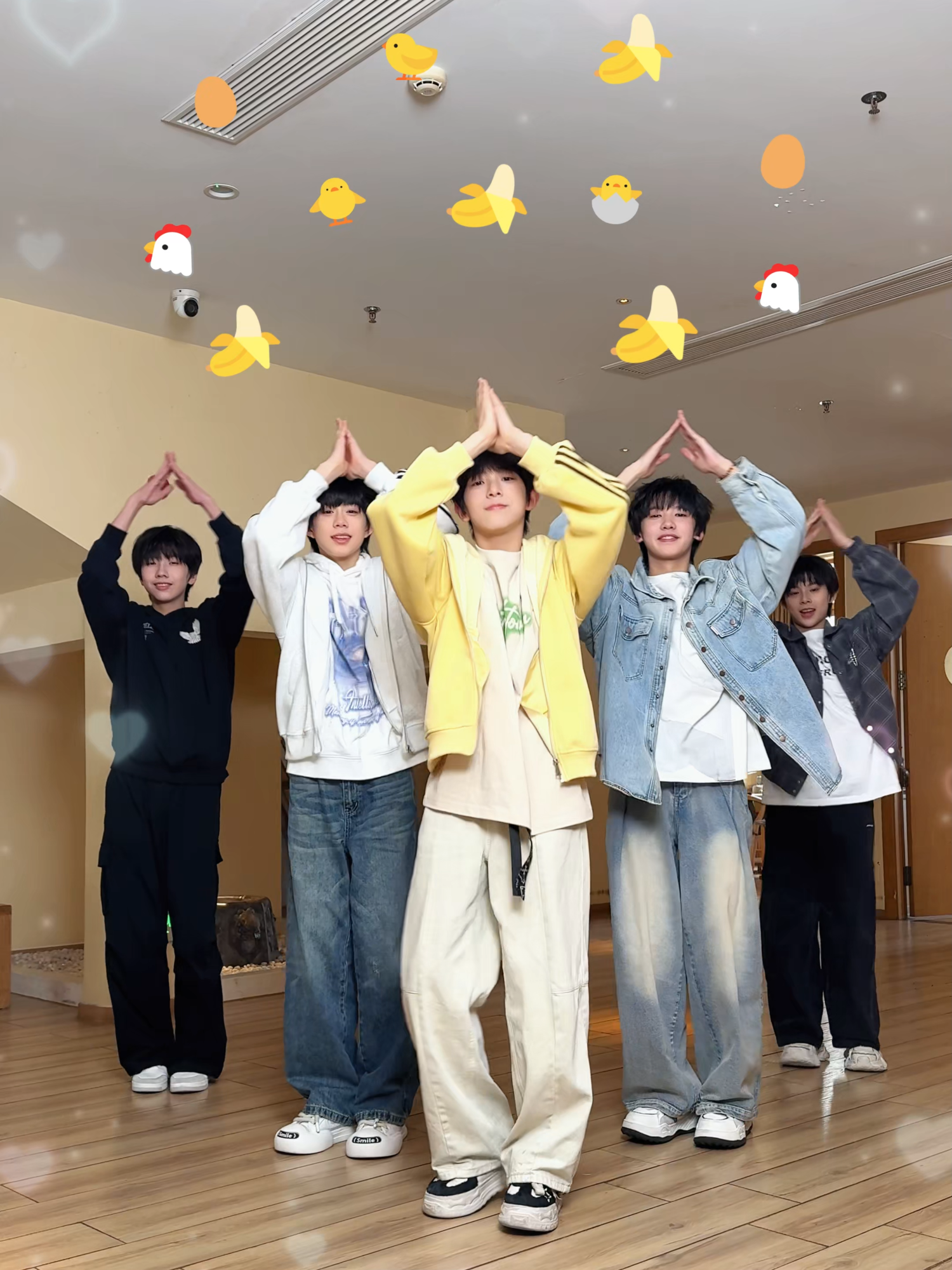 🐤🍌🐣🍌🐥 #TF家族练习生 Chen Yiheng, Zhang Yiran, Nie Weichen, Chen Sihan, Chen Junming  #fyp