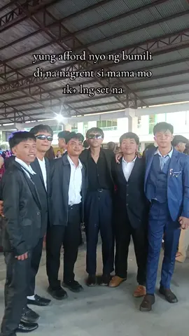 yung afford nyo ng bumili ng pang formal attire laking tipid diba no need ro rent #formalwear #formen#tuxedo #fypシ゚ 