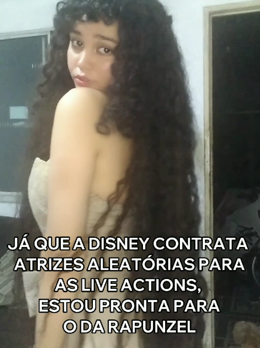 Rapunzel + Gothel + Valente 🤝🏻💋 #instagood #trends #vaiprofy #liveaction #cabelo #cabelocacheado #rapunzel #cabeloondulado #viralvideos 