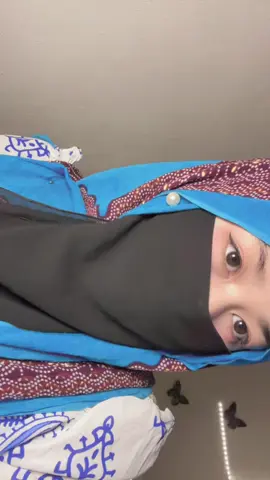 Biru? #fypage #lewatberanda #fyp #bissmillahfyp #fyppppppppppppppppppppppp #berandamu 