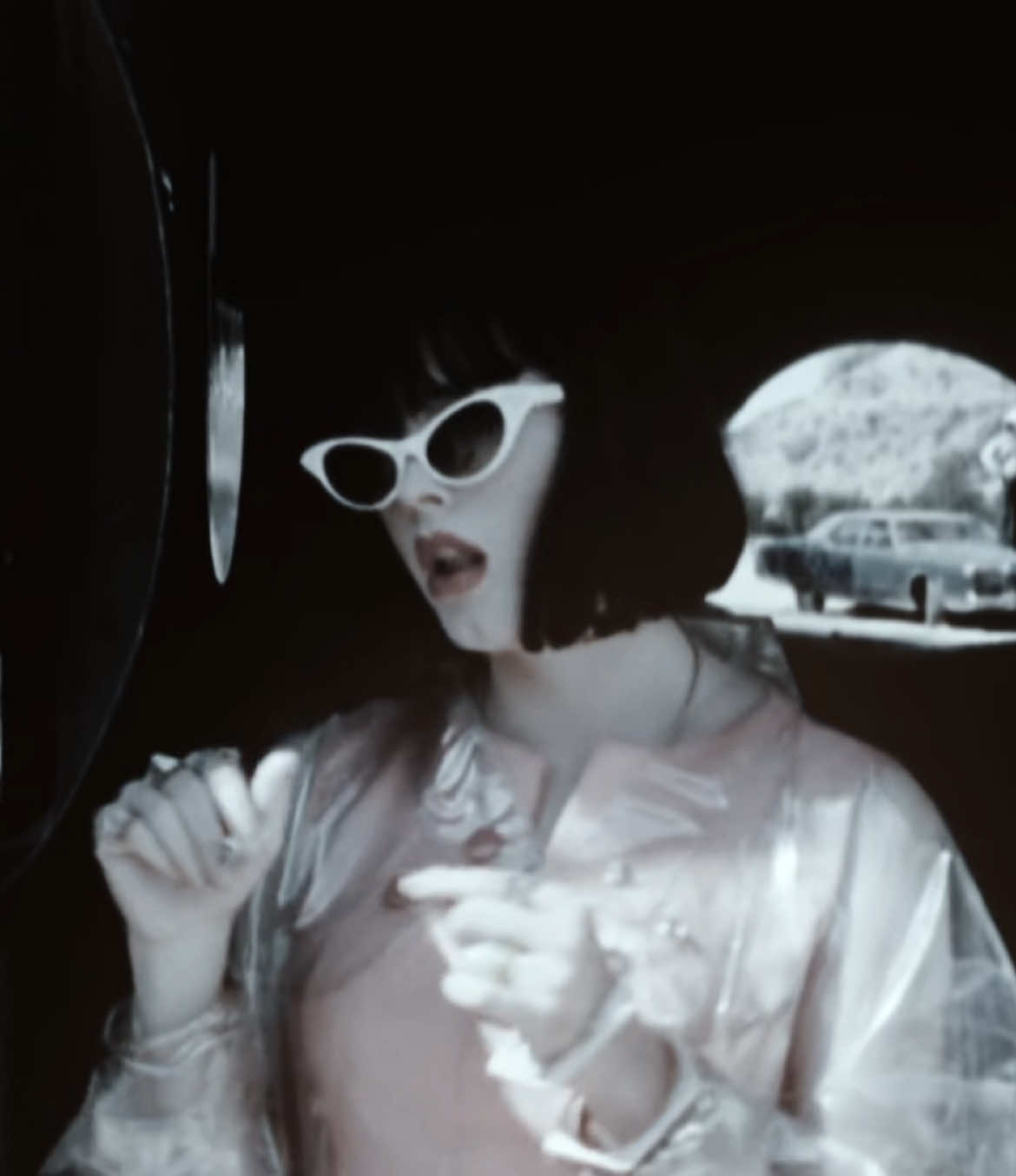 waiting for yall to start editing rose in the doom generation 💔 #thedoomgenerationedit #rosemcgowan #greggaraki #rosemcgowanedit #amyblue #fyp 