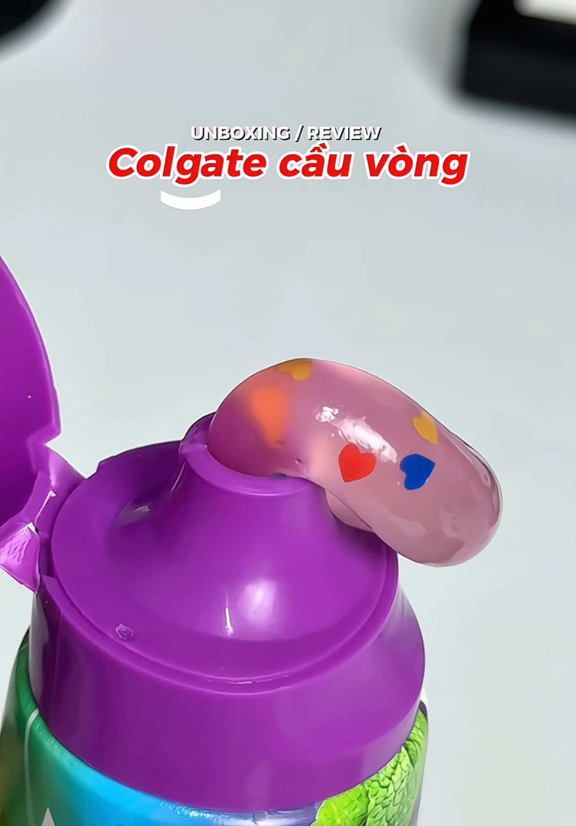Colgate cầu vòng #riviulv1 #xuhuong #unboxing #colgatevn #colgate #colgatecauvongthemat 