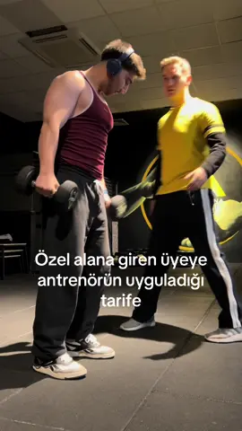 Business alanını işgal ediyorrrrr #gym #vücutgeliştirme #bodybuilding #besyo #cap #capcut_edit #capcut #f #fyp #fypp #fypviral #akım #viral_video #viral #fitnessmotivation #edirne #istanbul #recepivedik 