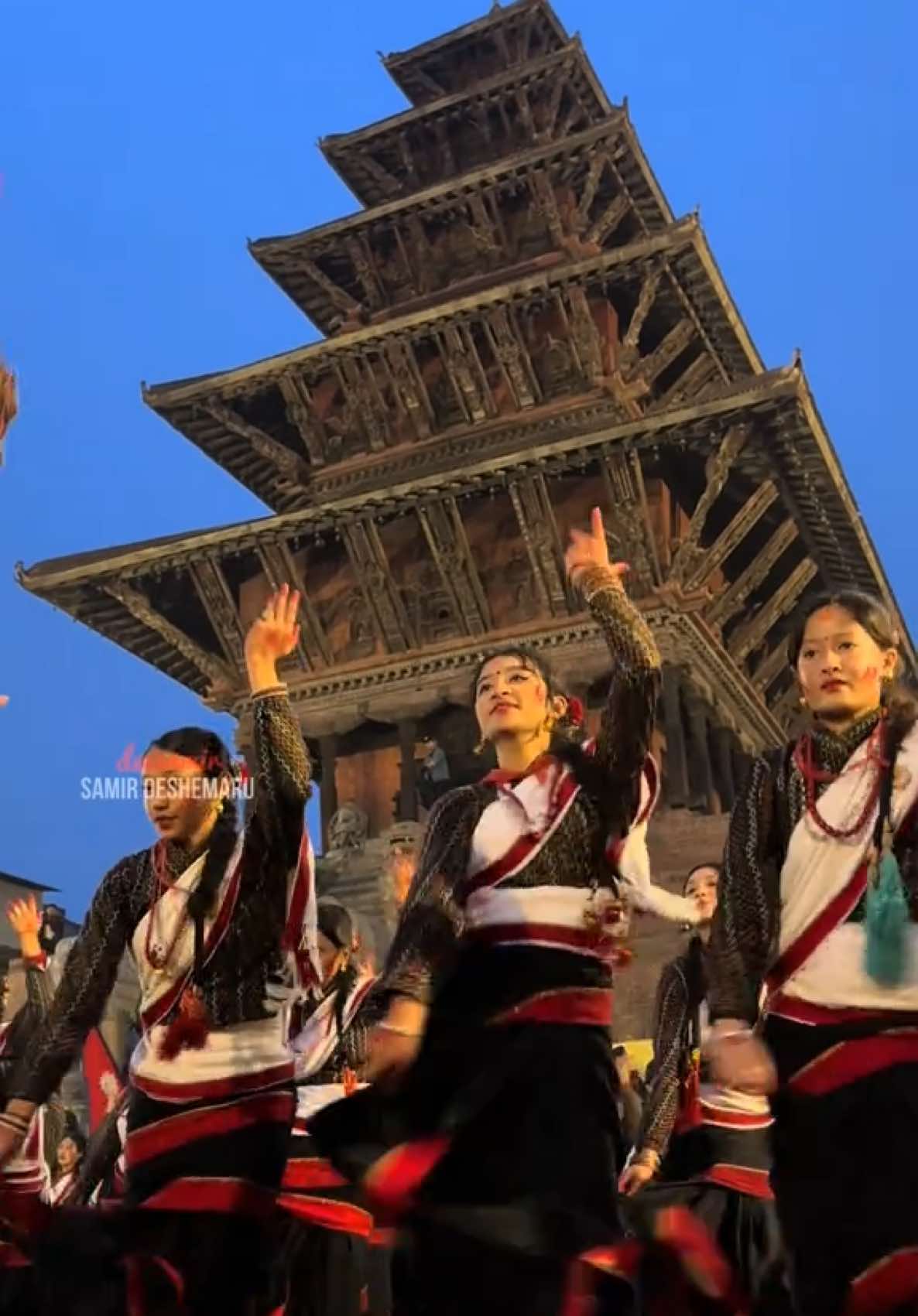 The Biska Jatra 2082 Cultural Performance is organized at Nyatapola, Bhaktapur  Our Culture: Our know❤️ . .@श्री ना:स है:मा बाजँ खल:  @everythingaboutnepal  #newar #newaculture #newari #newariculture #dance #bhaktapur #girls #nepal #nepalitiktok #nyatapola #dezsamir #festival @𝗡𝗘𝗪𝗔𝗥_𝗙𝗔𝗠𝗜𝗟𝗬  