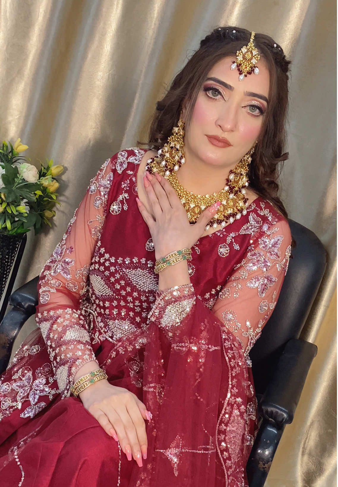 Signature party glam by aqsa beauty salon #foryou #fyp #foryoupage #fypシ゚ #kashees #capcut #trending #trend #makeup #glam #fypage #fashion #blog #fyppppppppppppppppppppppp 