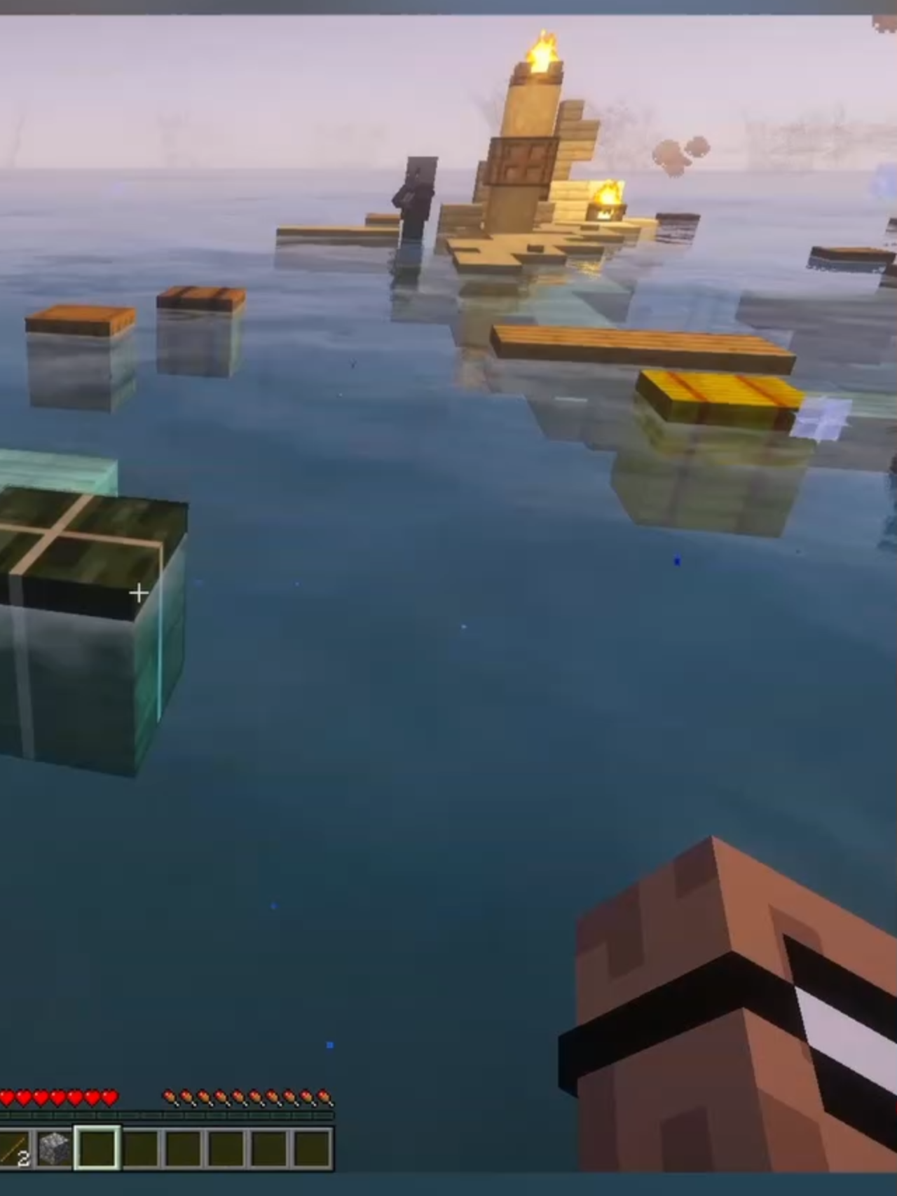 ROZWALONA TRATWA w MINECRAFT bardzo nam pomogła! 🥰🔥🔥 #tratwa #Minecraft #klocek