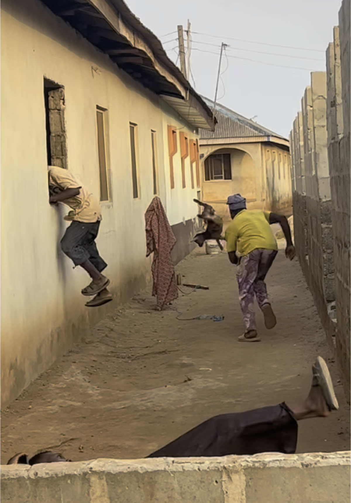 How many times did you watch this ??? 😭🤣🤣🤣🤣🤣🤣🤣🤣🤣🤣🤣🤣🤣🤣🤣🤣🤣 📺 : @oteeprank  #reels #pranks #Machigoldpranks #viral