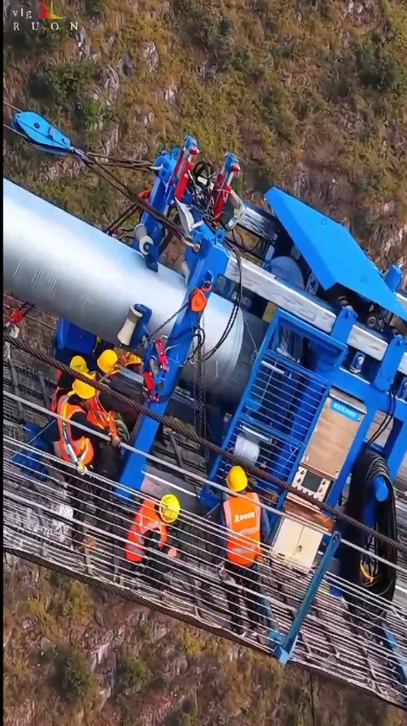 700,000-TON HIGHEST BRIDGE CABLE WINDING || HUAJIANG GORGE BRIDGE #bridge #civilengineering #amazing #สายเคเบิลสะพานที่สูงที่สุด  #700,000ตัน  #Huajiang  Gorge Bridge #Bridge