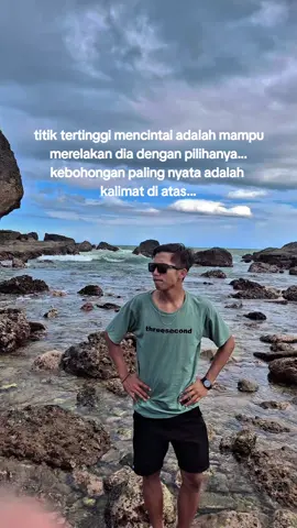 kebohongan paling nyata.....#sadstory #sadvibes #fyppppppppppppppppppppppp #fypages 