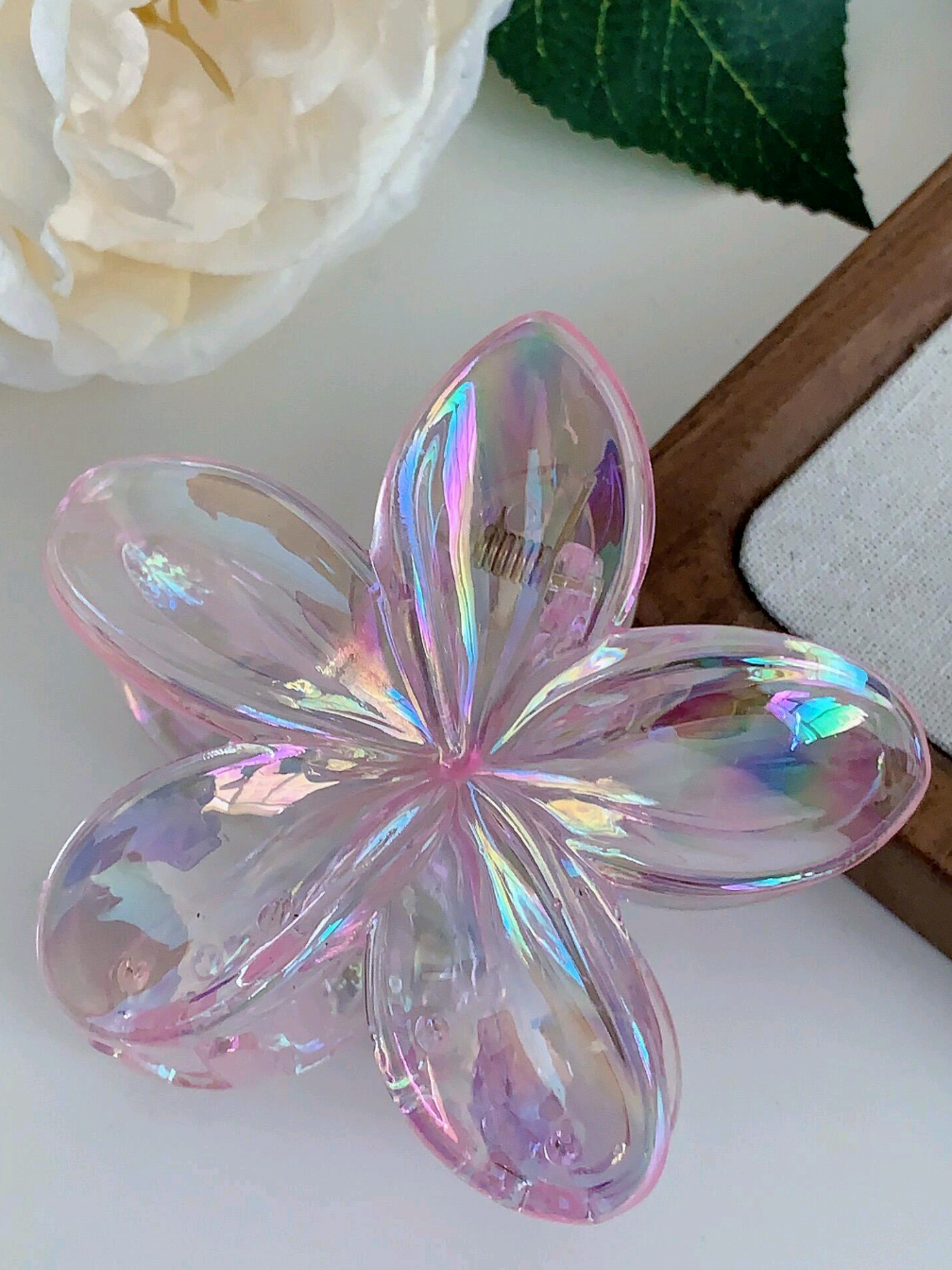 jedai bunga kamboja glossy transparant⋆˚❀ #jedai #jedairambut #hairclip #jepitrambut #jedaikamboja #jedaiviral #cute #pretty #foryou 