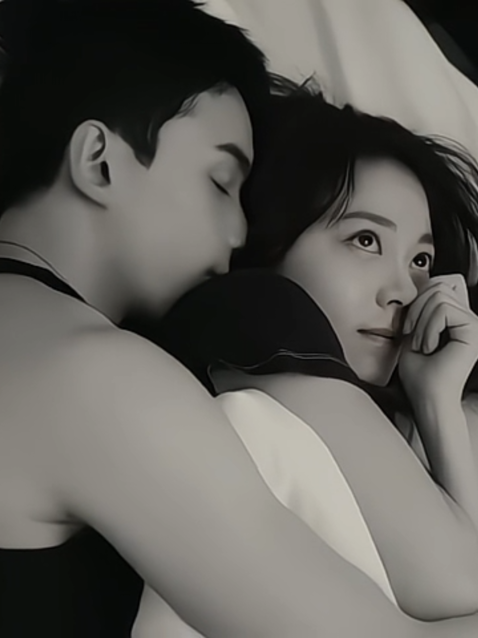 lin yiyang si kang ndusel 😩🫣 #amidstasnowstormoflove #zhaojinmai #zhaojinmai赵今麦 #angelzhao #wulei #wulei吴磊 #leowu #leowu吴磊 #cdrama 