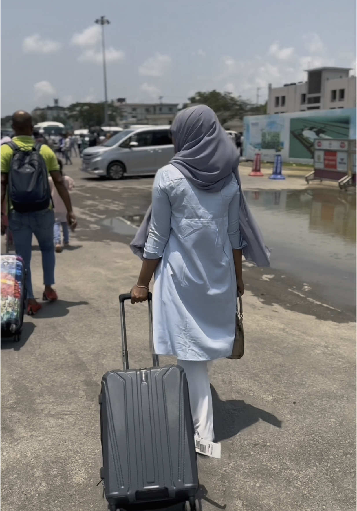#CapCut tour calling ✈️ #sheikhnusratpriya #airport #itspipu #fypage 