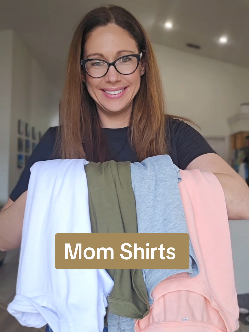 I never know what to where so I dress for comfort.  #momoutfit #ofotd #womensfashion #EverydayFashion #momshirt #summeroutfit 