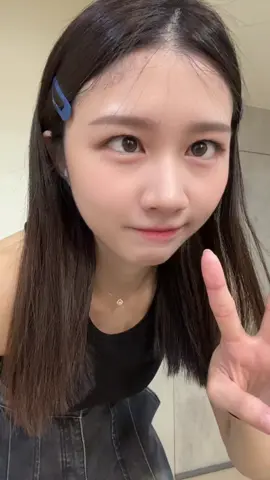 再一直看我的表情 小心我要揍人了👊 #壓力好大 #跳起來像在練功