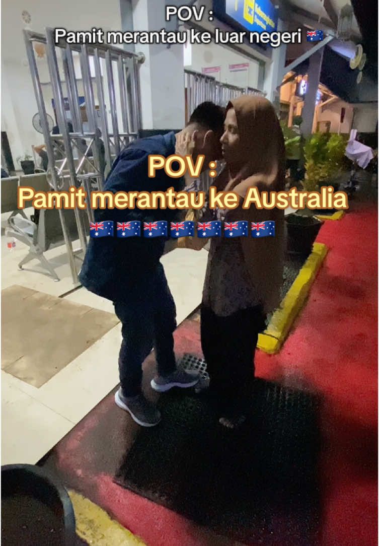 Pamit merantau keluar negeri apalagi disuasana Lebaran jujur berat banget. Tapi semoga semuanya bisa tergantikan dengan yang lebih baik. #whv #whvaustralia #whvindonesia #kerjakerjakerja #anakrantau 