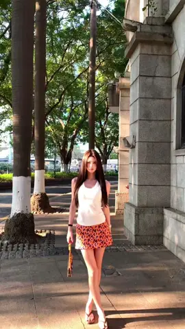 When you dress to feel powerful, you look effortlessly spicy. How do you own your style? 🌟✨