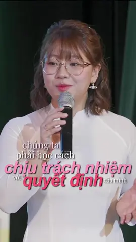 Không ai mãi mãi theo sau và chịu trách nhiệm thay cho những quyết định của chúng ta được cả #qanda #qandastudy #qtalk #sukien #event #giaoduc #education #selfhelp #quotes #motivation #dongluc #hoctap #LearnOnTikTok #fyp #viral #trending #inspiration #suongmai 