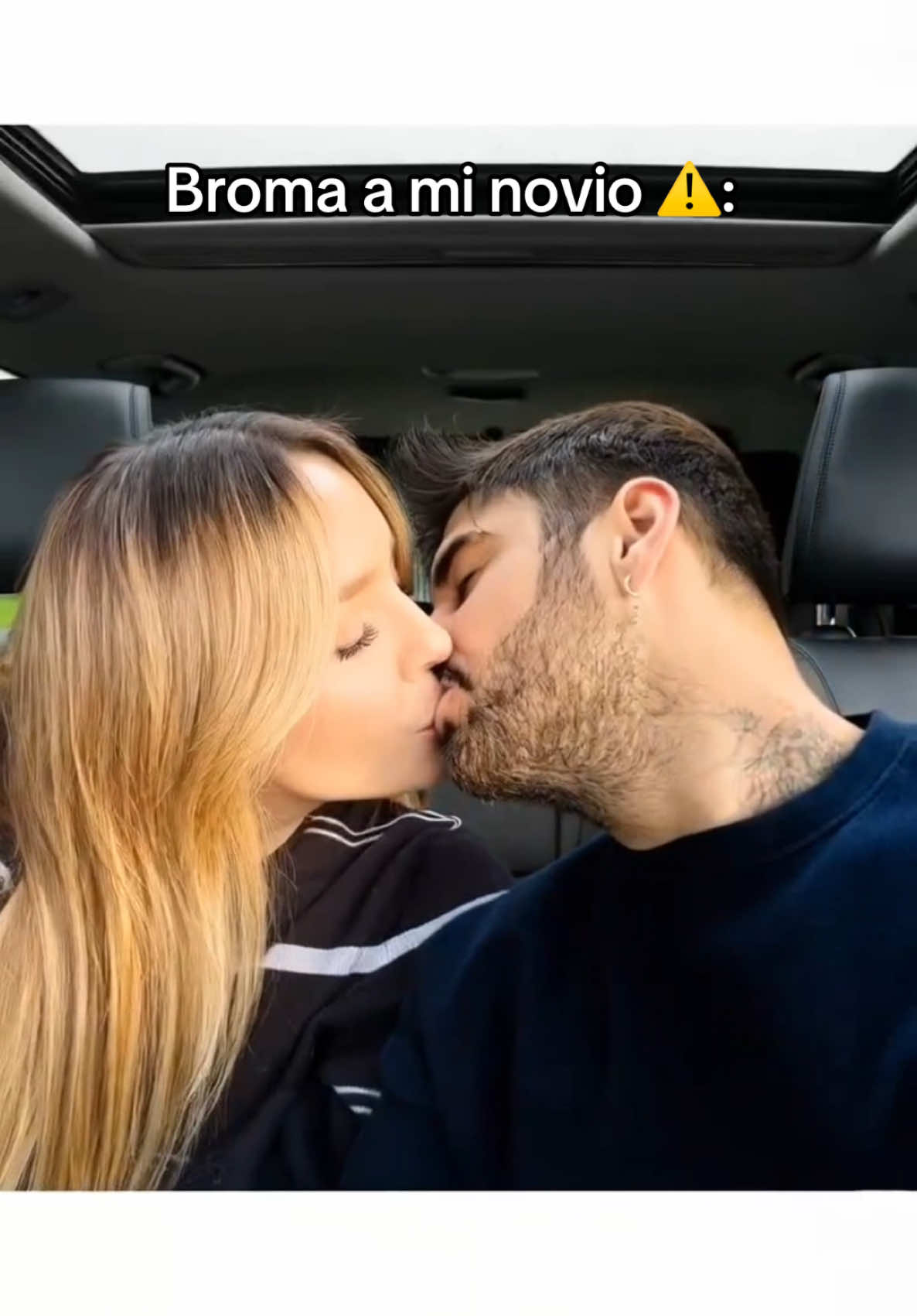 Creéis que le ha molestado la broma? 🙃 Podéis descargar Filmora conmigo y jugar #filmora 