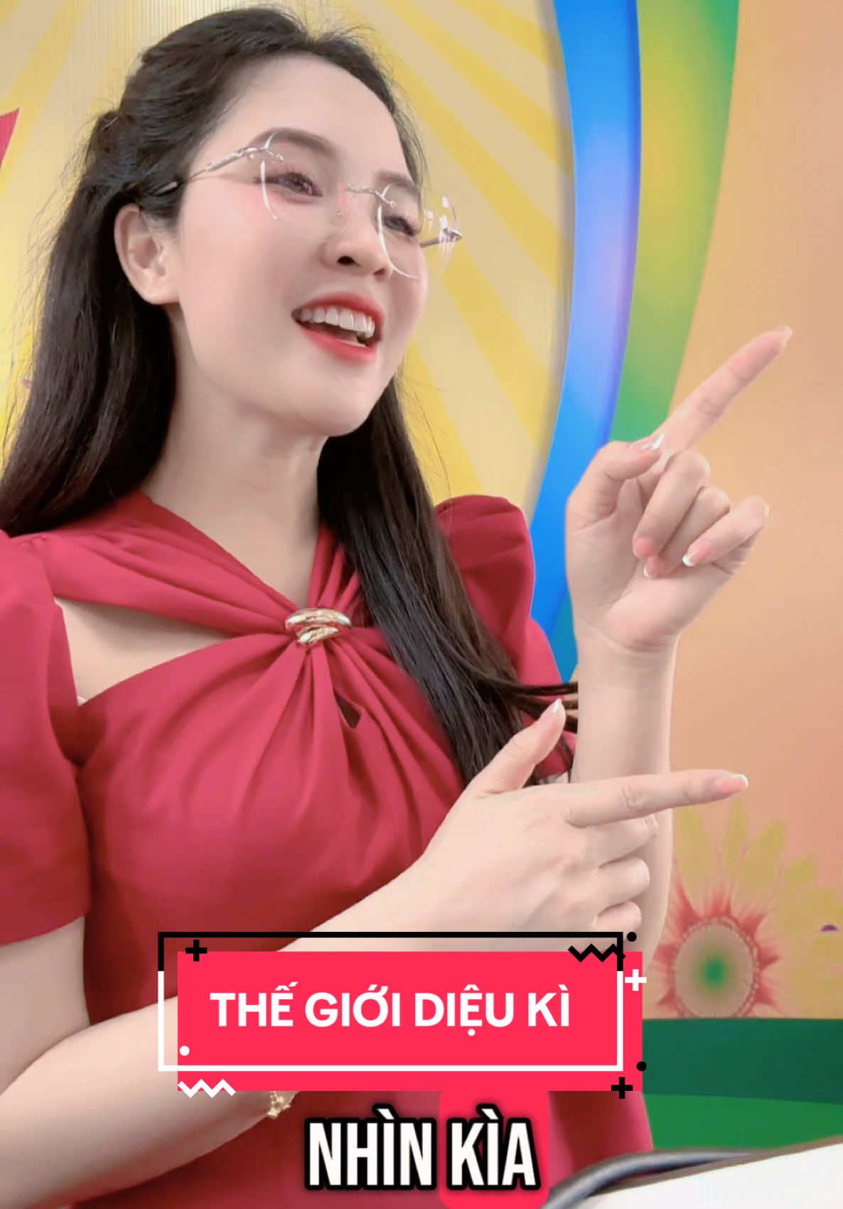 Giọng cô thánh thót bên tai, ai nghe cũng nghiện #mcchuyennghiep #mcnhi #cothuymc #chưangongvagiongdiaphuong #giaoduc #cogiao #dothuthuy 