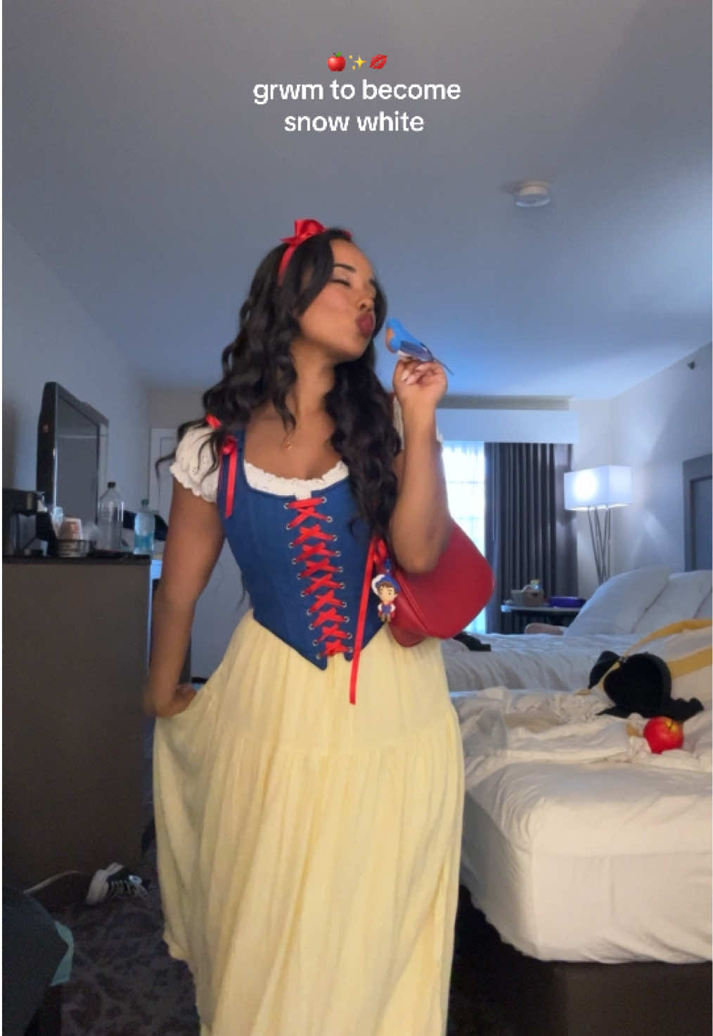 wandered around the parks as my first ever favorite princess! #snowwhite #snowwhiteandthesevendwarfs #snowwhitecosplay #costume #disneybound #disneyprincess #snow #disneystyle #disneyoutfit #disneyfit #disneyoutfit #outfitinspo #inspo #princess #princessaesthetic #disneyland 