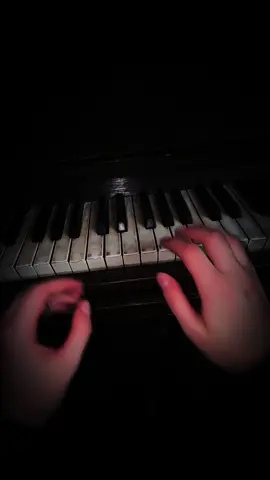 Drunken Sailor #piano #pianolover #oldpiano #drunkensailor #fiddlersgreen #seashanty #shanty #siren #fyp #fürdich 