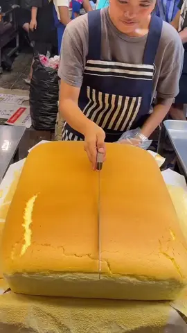 Not even Elon Musk can buy this cake