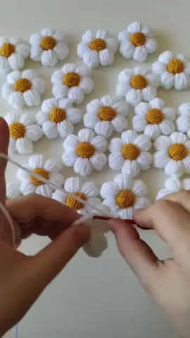 طريقة وردة كروشية🌼#اعادة_النشر🔃 #تريكو #فستان_كروشية #fyp #هندميد #وردة_كروشيه #كروشيه #مفرش_الورود_كروشيه 