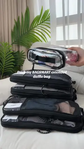 Super spacious🤩🤩 The perfect bag for my weekend trip!😩✨#bagsmart #shopvideocarnival #bags #travelbag #weekender #packingcubes #dufflebag #TSA 