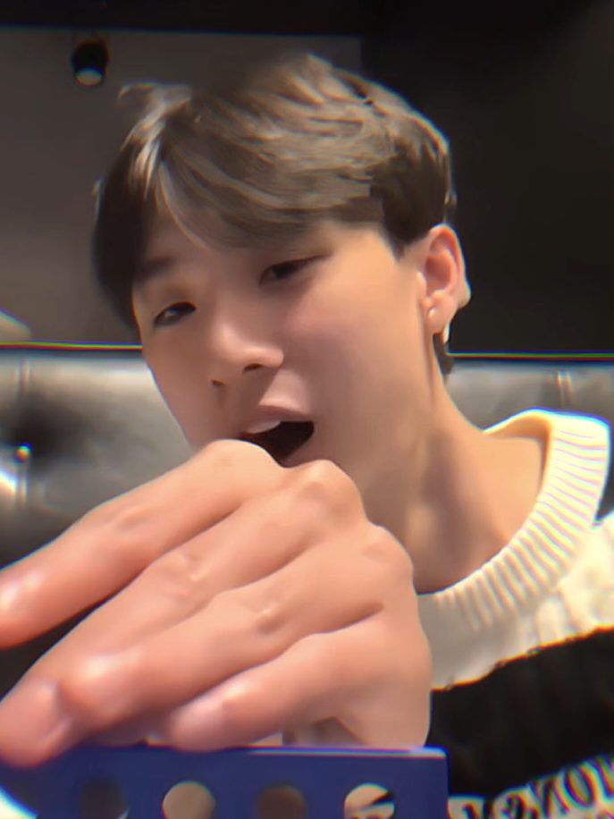 ade ngk kuat bang😭😭lucuu banget ngomel nyaa😭🤏🏼 #tee_vtp #gmmtv #gmmtvboys #thai #foryou video owner from: x.engfahhh 