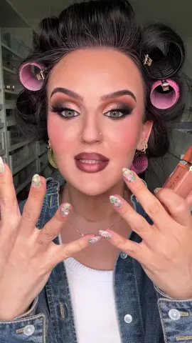 I AM BEING HONORED AT MY UNIVERSITY!!! #award #honored #makeup #beauty #grwm #bryant #bryantuniversity #greenscreen 