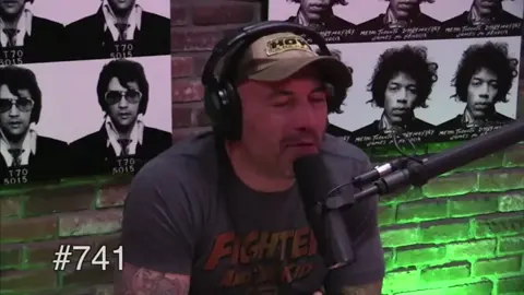 Joey Diaz funnest moments#joeydiaz #joeydiazclips #joeydiazcomedy #joeydiazfunnypodcastmoments #podcast #viral #laughing 