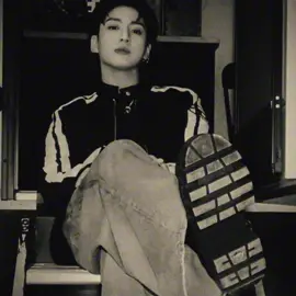 #JUNGKOOK | 🤭🤭 #jeon #jungkook #fypofficial #kpopfypシ #viralvideos #viraltiktok #foryou #fypシ゚ #bts_official_bighit #jeonjungkook #foryoupage❤️❤️ #edit #alightmotion 