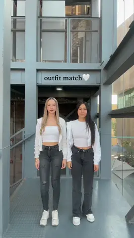 💗👩🏼‍❤️‍👩🏻#match#oufit#paratii#amigas @𝒾𝓈𝒾𝓉𝒶 