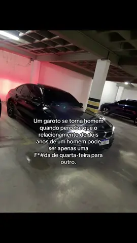 O cara se esforça, se dedica, e quando conquista, ostenta a mulher como um troféu e acaba sustentando por muito tempo um relacionamento m** que ferra seu psicológico porque n quer abrir mão do que lutou tanto pra conseguir, isso pra um dia se dar conta que o troféu nunca chegou perto de ser uma champios, era troféu de campeonato de bairro, que qualquer maloqueiro leva numa quarta a noite.- @icaroimagens 