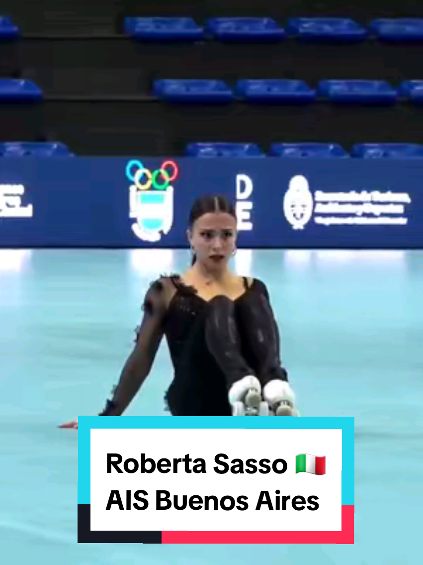 𝗥𝗼𝗯𝗲𝗿𝘁𝗮 𝗦𝗮𝘀𝘀𝗼 🇮🇹 𝐀𝐈𝐒 𝐁𝐮𝐞𝐧𝐨𝐬 𝐀𝐢𝐫𝐞𝐬 𝟐𝟎𝟐𝟓 🥇 𝘚𝘦𝘯𝘪𝘰𝘳 𝘓𝘢𝘥𝘪𝘦𝘴 ᴍᴏʀᴇ ᴠɪᴅᴇᴏs ᴀᴠᴀɪʟᴀʙʟᴇ ᴏɴ ᴛᴇʟᴇɢʀᴀᴍ @ʀsᴋᴀᴛɪɴɢᴠɪᴅs 🎥 Video property of @worldskateofficial  @roberta sasso #robertasasso #AIS2025 #rskatingvids #artisticskating 