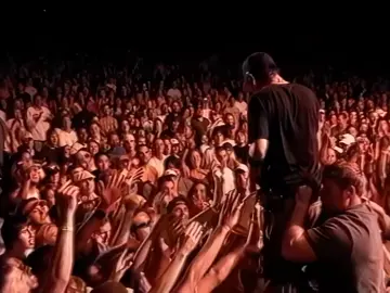 #linkinpark #mikeshinoda #chesterbennington #hybridtheory 