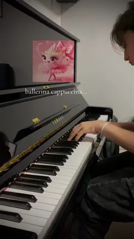 vogliamo parlare di quanto è bello il brano di ballerina cappuccina? #piano #foru #finiamoneiperte 